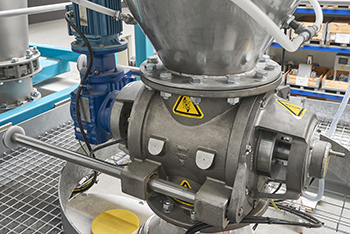 Global Cleanable Airlock (GCA) - Coperion