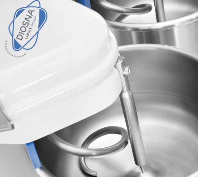 Spiral mixer lab-scale for dough production