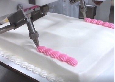 Sheet cake border line