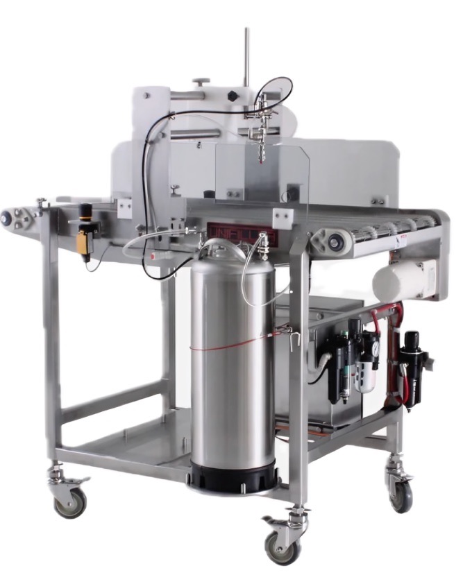Syrup sprayer machine for cake production